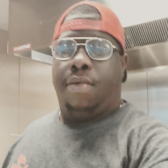 Meet your Posher, Ricky - Picture 1 of 1